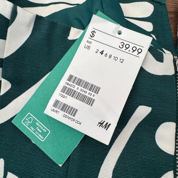 NWT H&M Green White Conscious Strapless Romper Structured Women's Size 4 - Picture 5 of 7